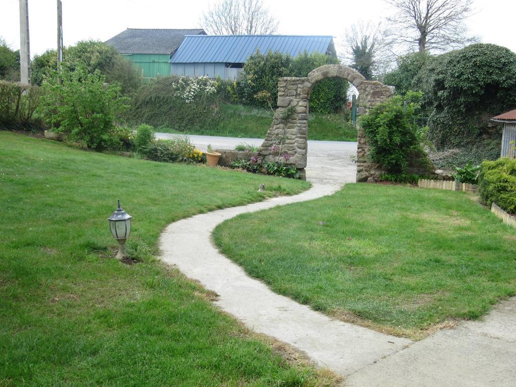 Chambres D'Hotes La Pinderie Val-Couesnon Kültér fotó