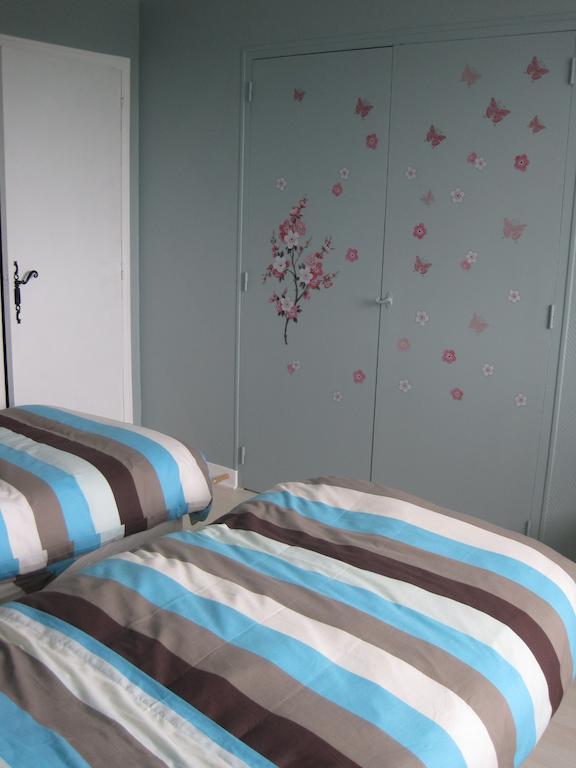 Chambres D'Hotes La Pinderie Val-Couesnon Szoba fotó